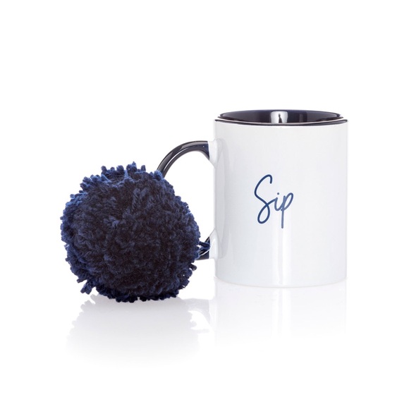 🍾🍾🎉New Year Clearance🎉🍾🍾 Hello Happy “Sip” Mug - Picture 1 of 2